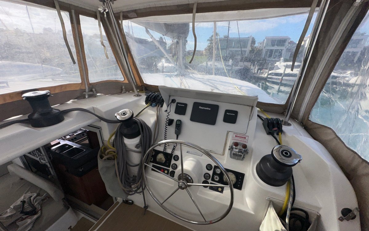 Leopard Catamarans 48