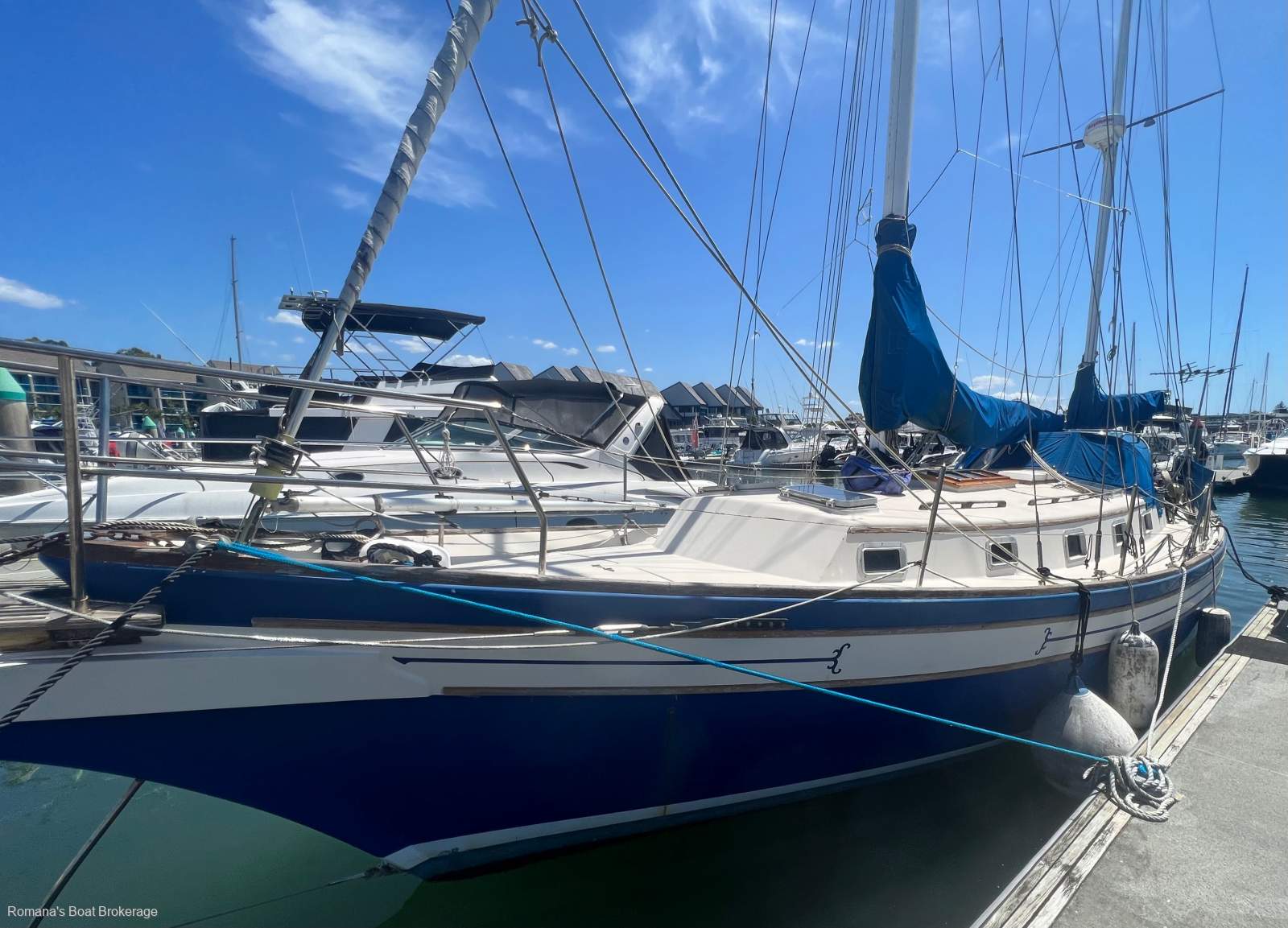 Bayfield Cruising Ketch 40