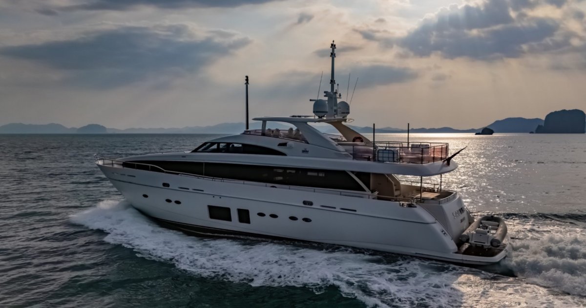 Princess 32M -Intensive recent refit, one of the best available