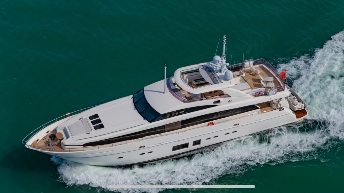 Princess 32M -Intensive recent refit, one of the best available