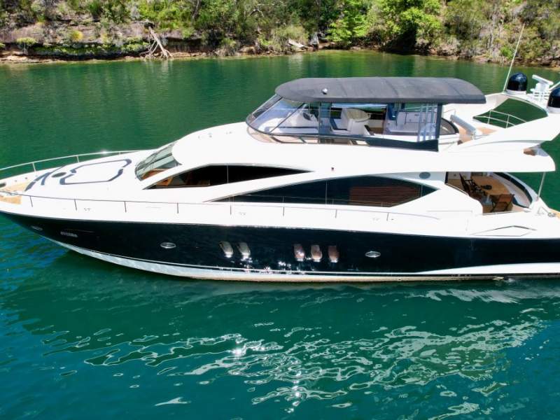 Sunseeker Yacht 75