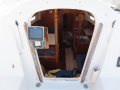 Compass Yachts 29 MANY UPGRADES, CAPABLE QUALITY CRUISER!