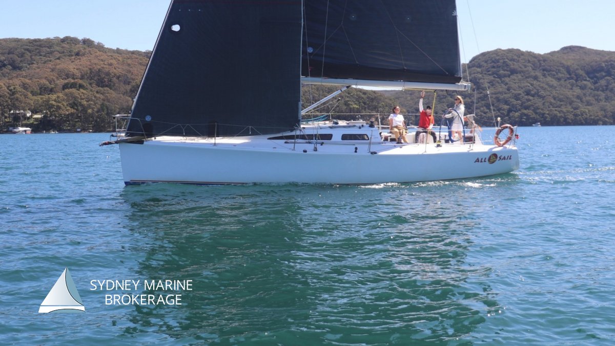 Sydney Yachts 38 - In Survey!:2 Sydney Marine Brokerage Sydney 38 Yacht for Sale