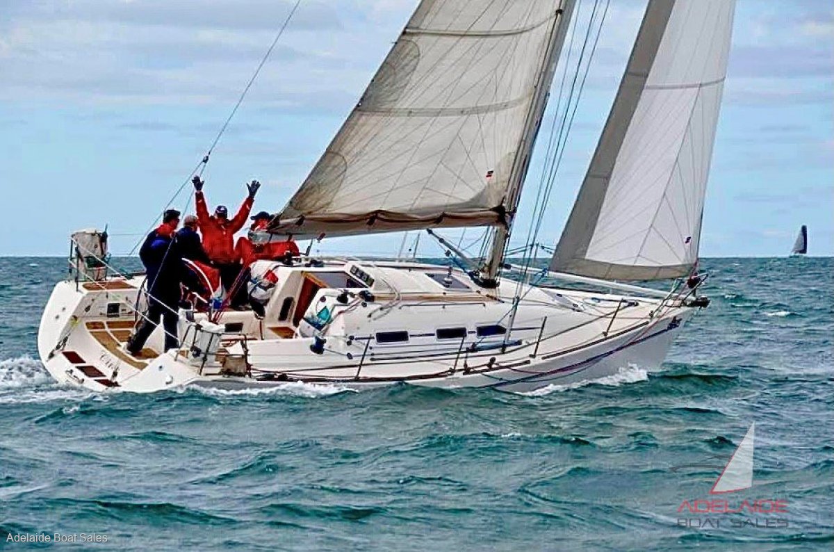 Elan 37
