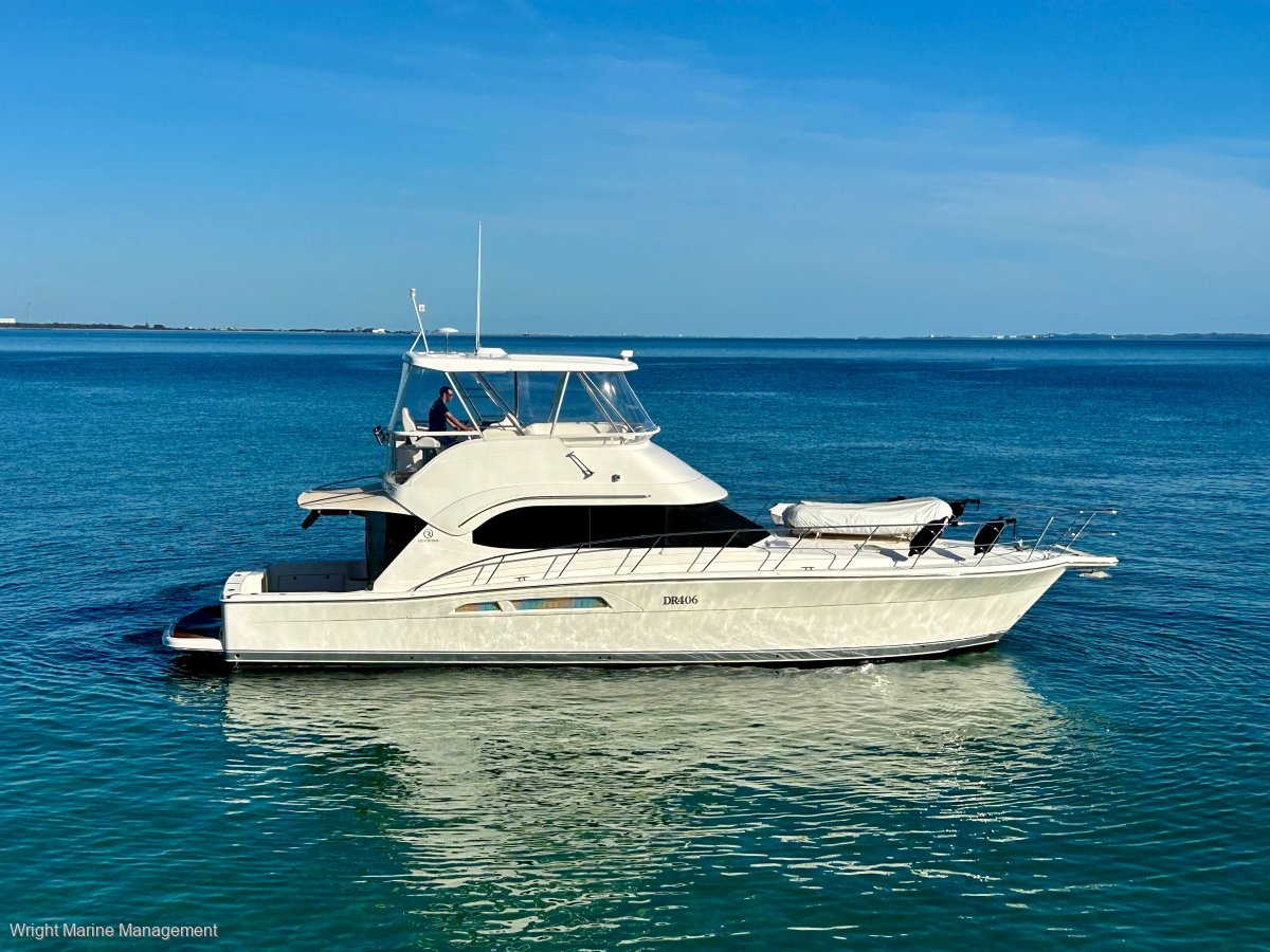 Riviera 47 Open Flybridge Series II - Twin Diesel Shaftdrive, Bow & Stern Thrusters