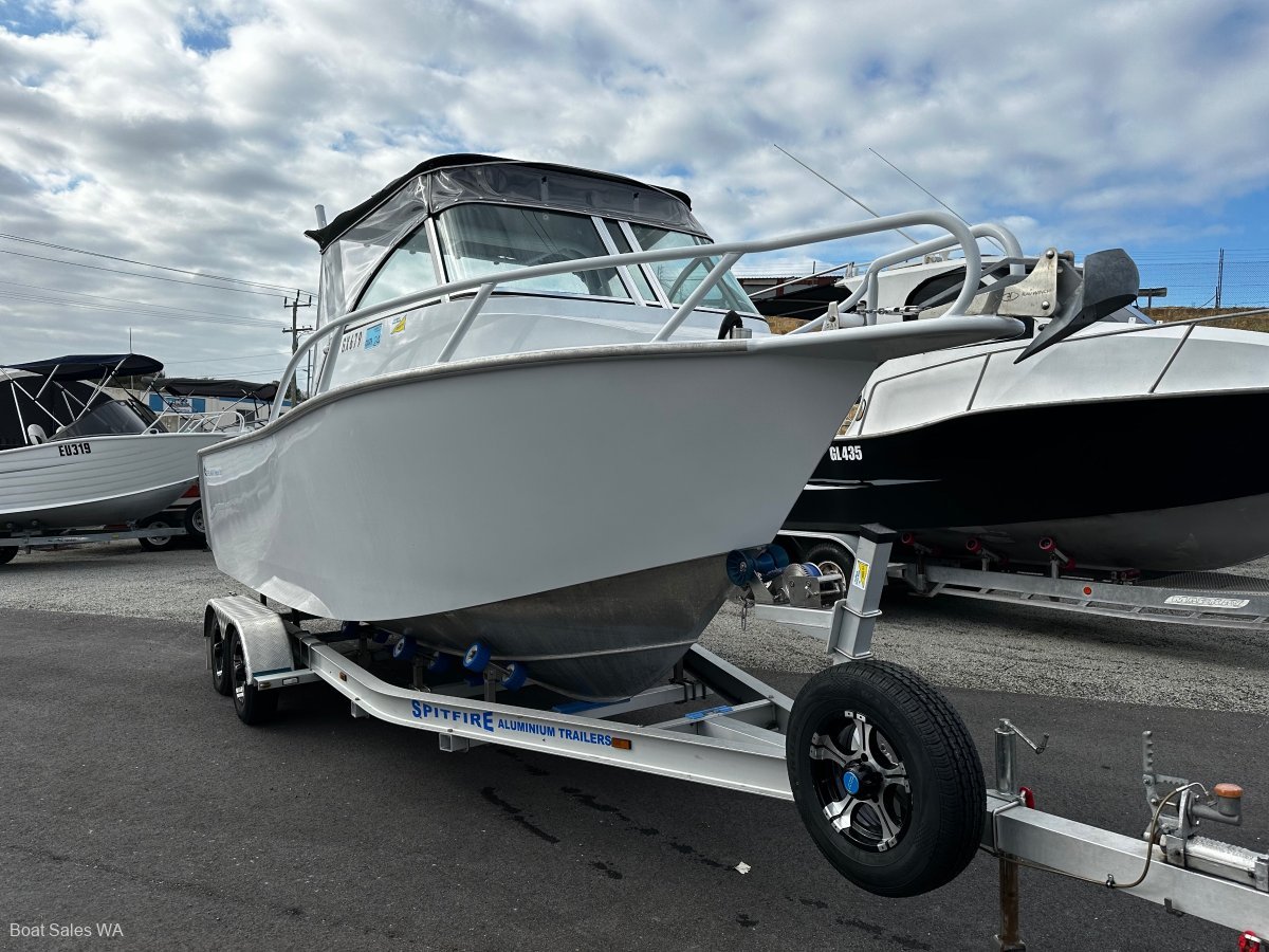 Pelagic Pleasure Craft 650 Runabout 150hp Yamaha 4Stroke motor.