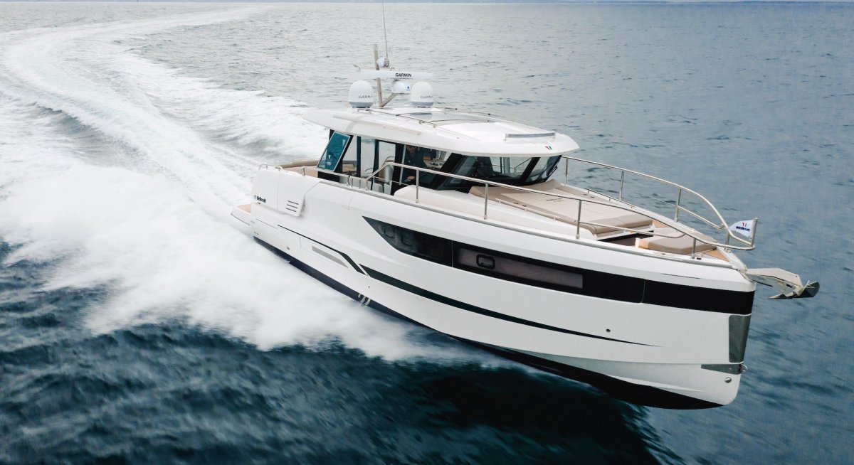 Wellcraft 44 Explorer