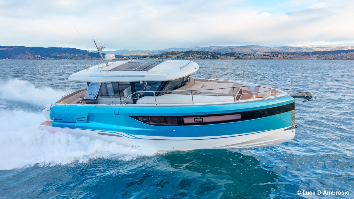 Wellcraft 44 Explorer