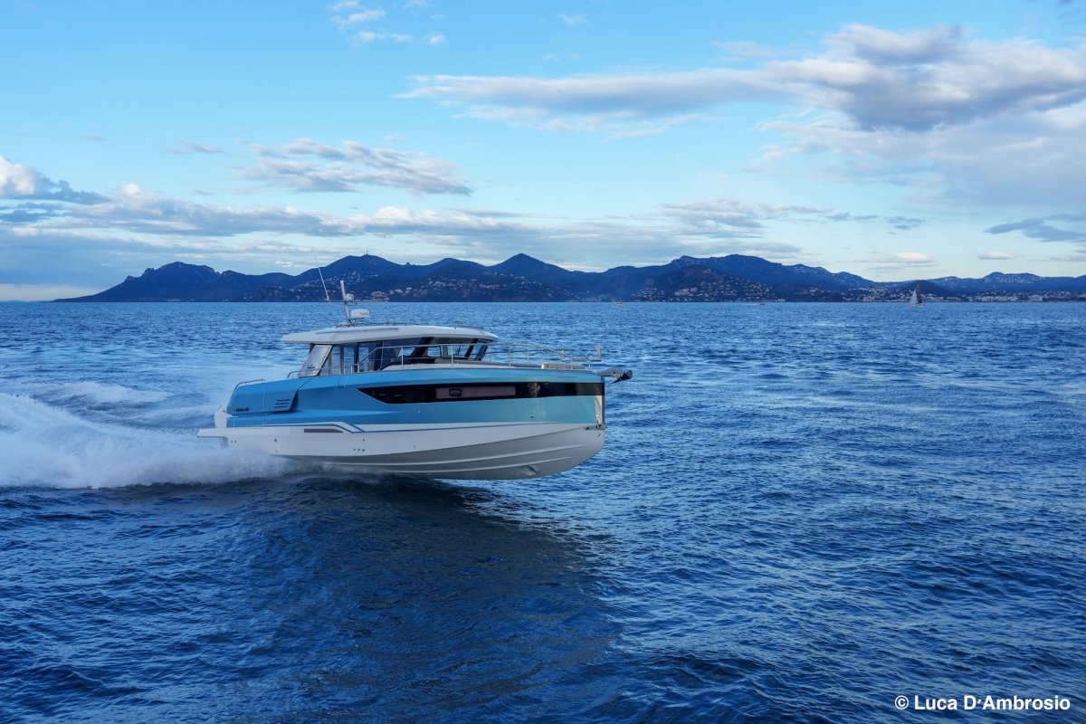 Wellcraft 44 Explorer
