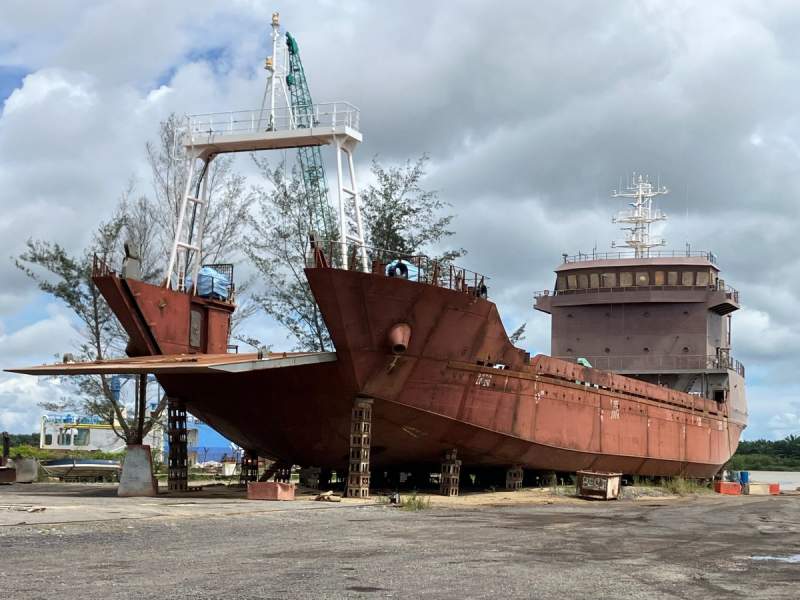 LANDING CRAFT