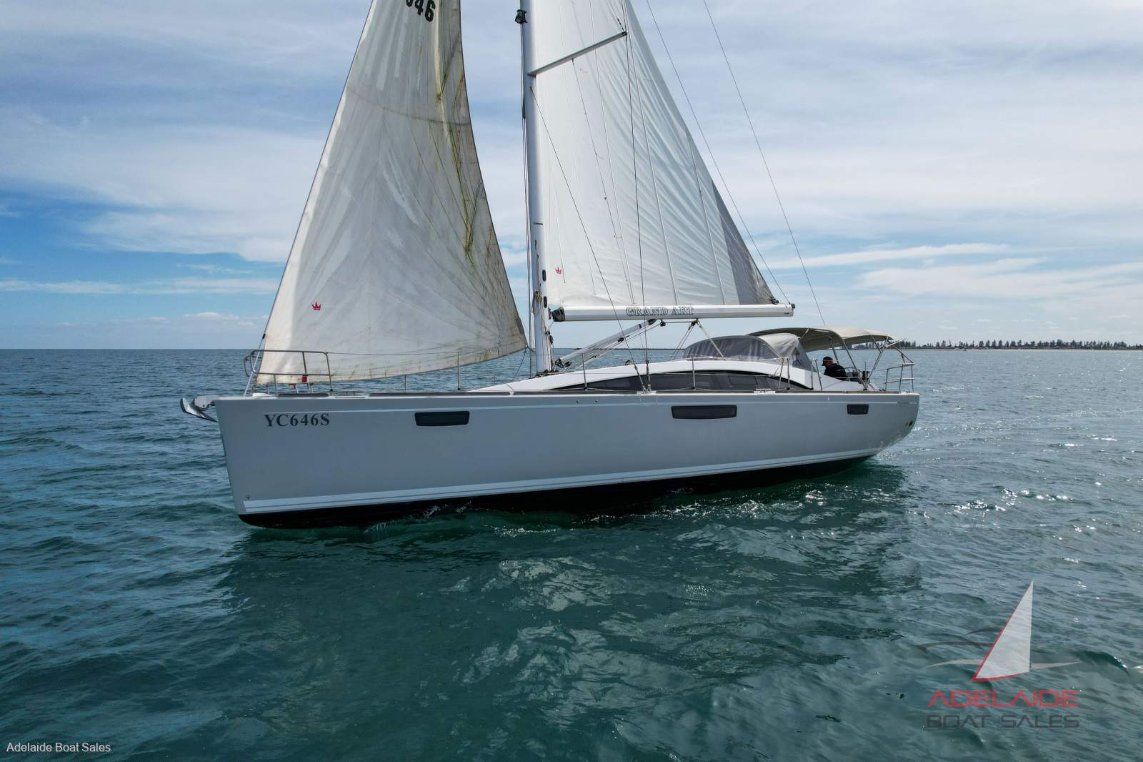 Bavaria Vision 46 Bow + Stern Thruster