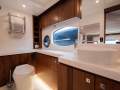 Riviera 6000 Sport Yacht Platinum Edition