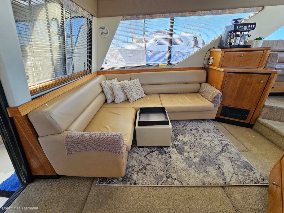 Bayliner 3988 Command Bridge Motoryacht Le Sands