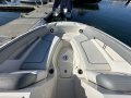 Sea Ray 240 Sundeck