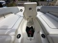 Sea Ray 240 Sundeck