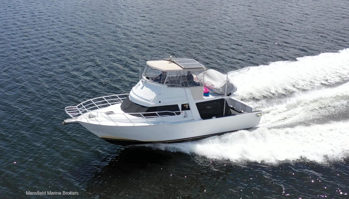 Jackman 40 Flybridge Cruiser