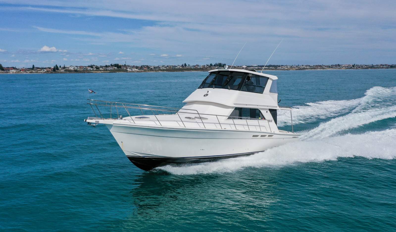 Caribbean 47 Flybridge Cruiser