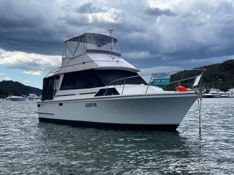 Mariner 31 Flybridge