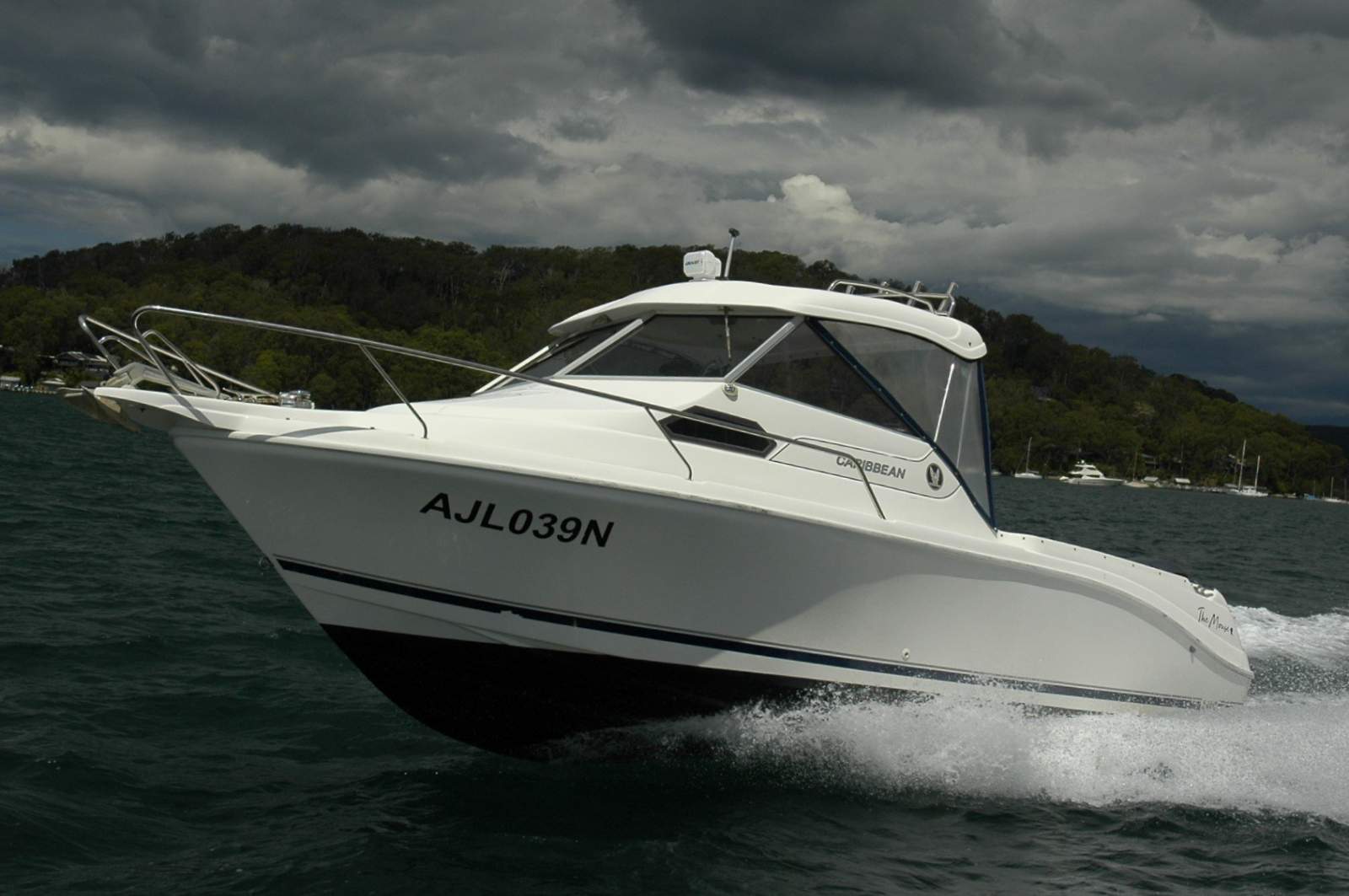 Caribbean 2400 Hardtop
