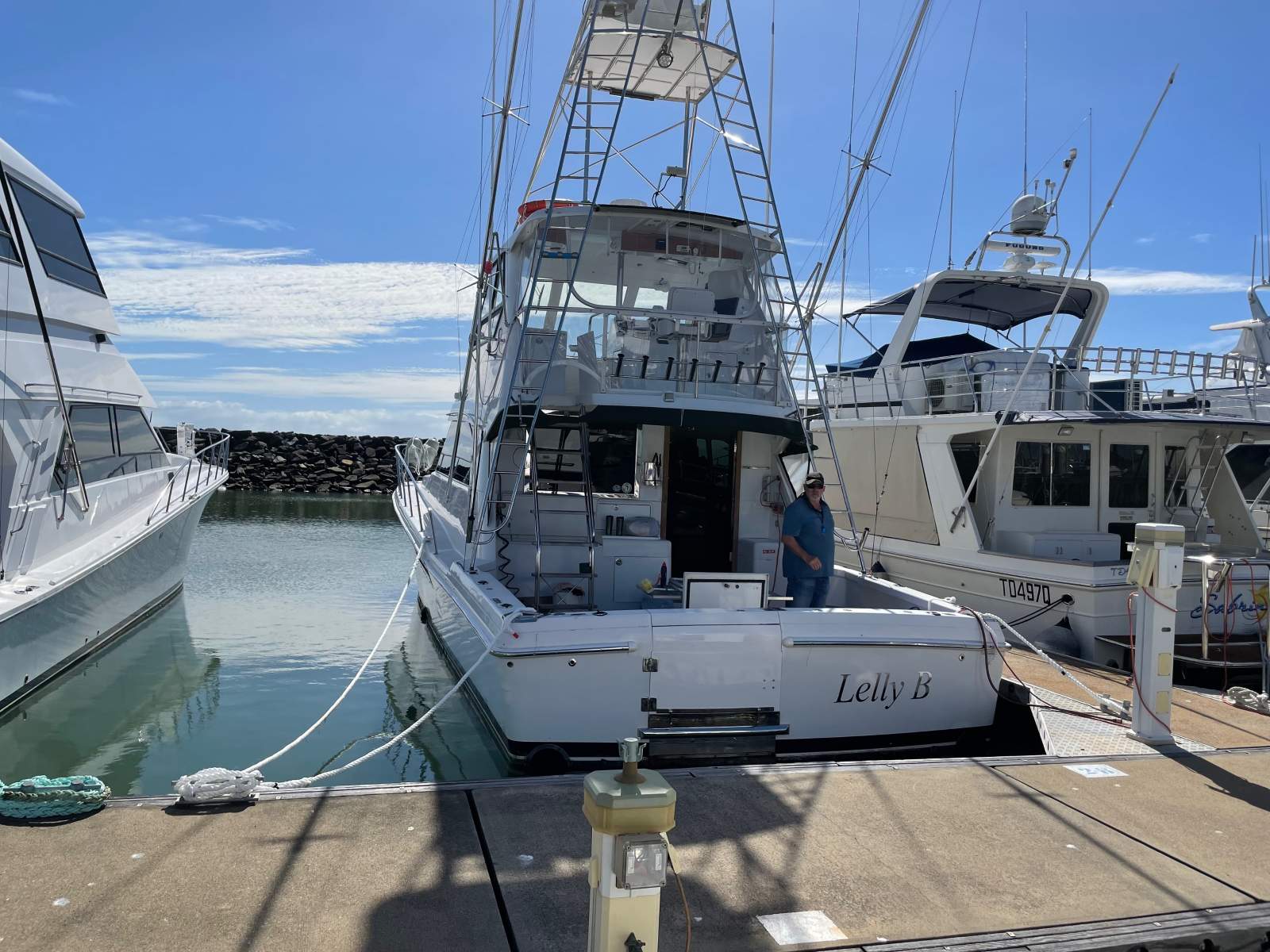 Riviera 51 Flybridge 3 cabin, 2 bathroom, charter, fishing, family fun