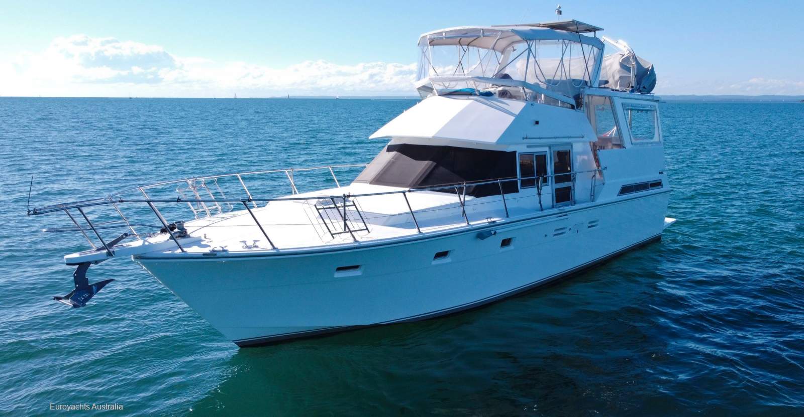 Hi Star 48 Sundeck