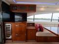 Riviera 5400 Sport Yacht