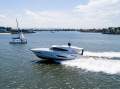 Riviera 5400 Sport Yacht