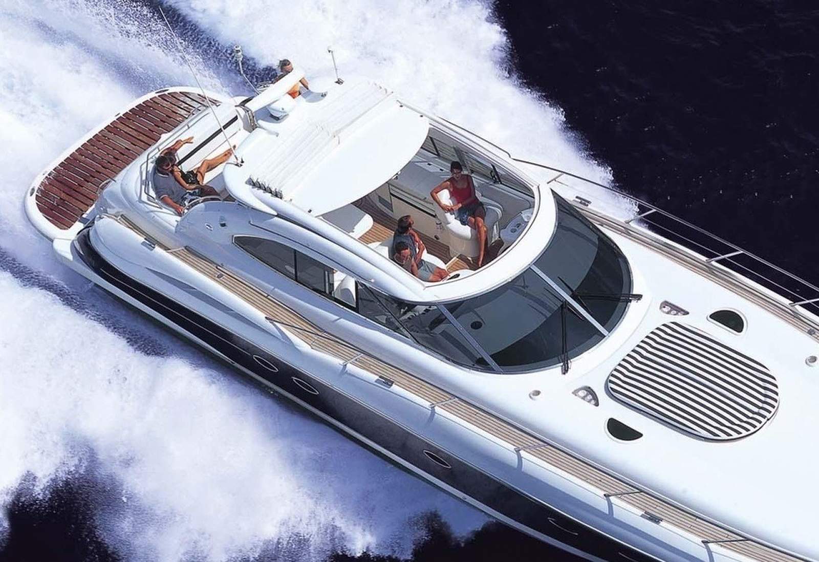 Sunseeker Predator 60:Sunroof