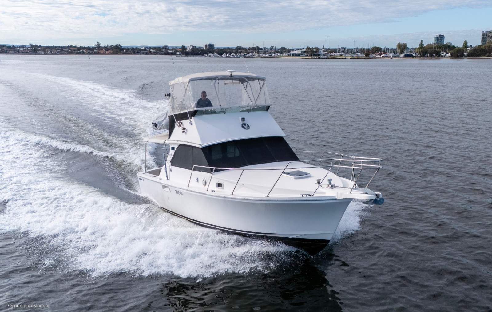 Bertram 35 Flybridge