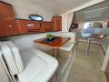 Sea Ray 315 Sundancer Includes genset, aircon, dinghy and outboard