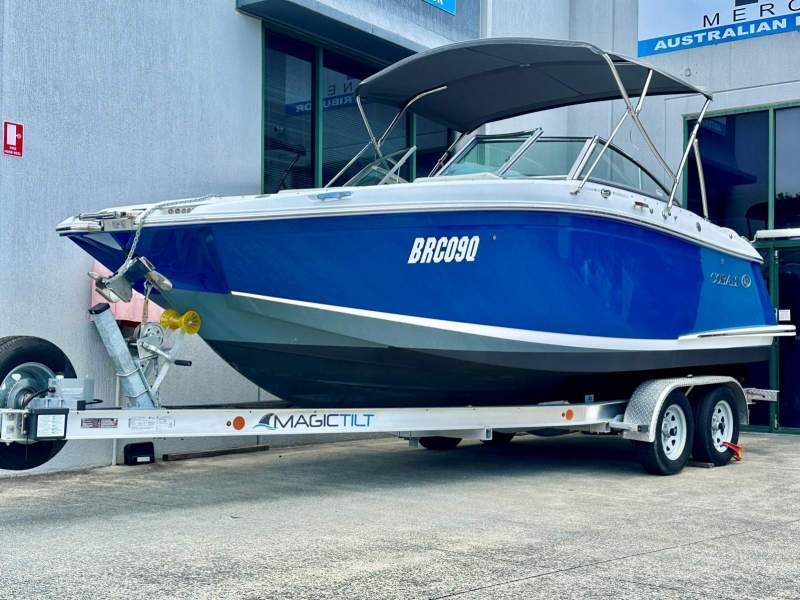 Cobalt 23SC Bowrider sports