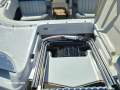 Cobalt 23SC Bowrider sports:Bow Ladder, drum winch and deck shower