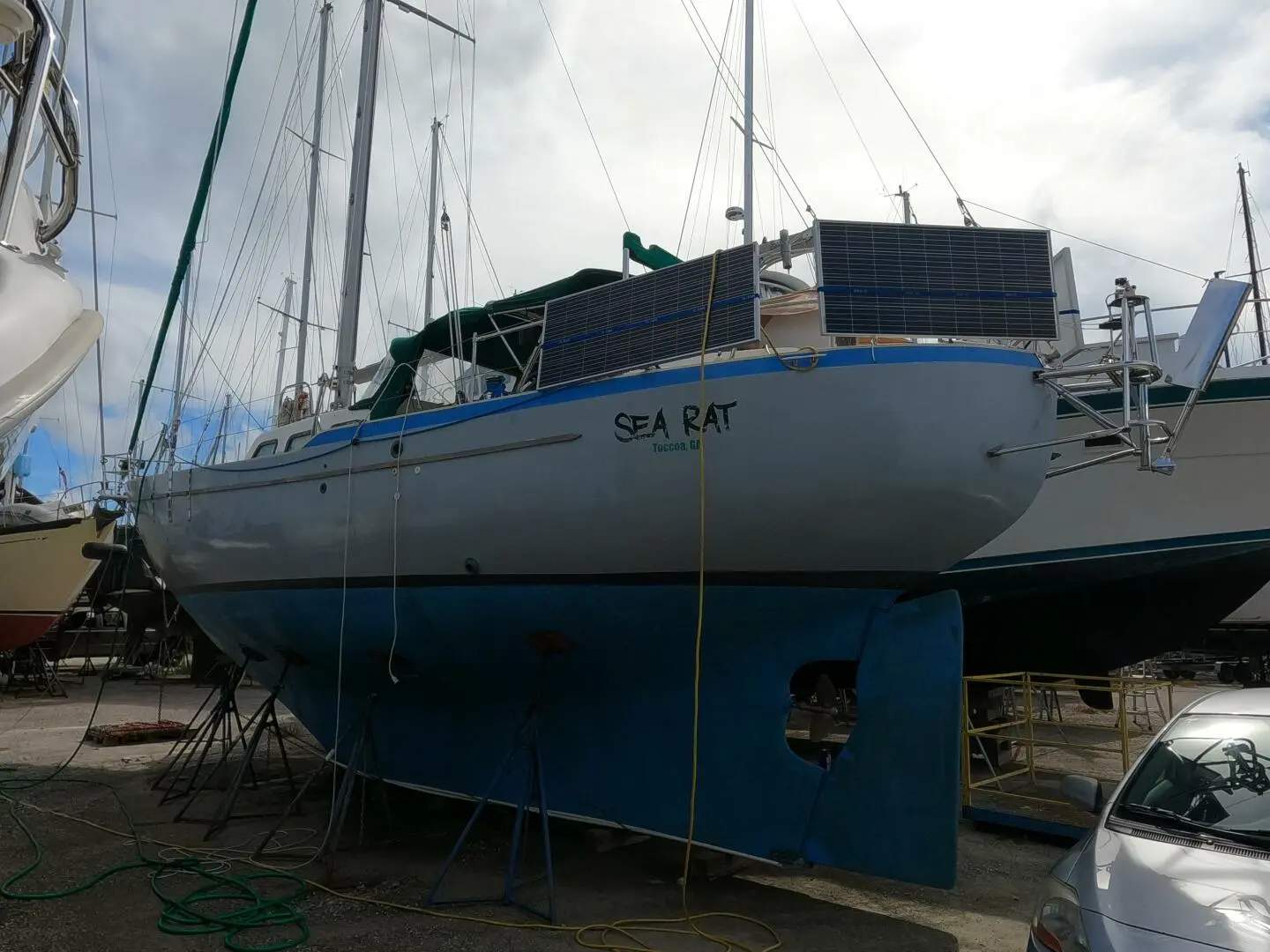 Westsail 42