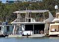 Slice Of Heaven -Two Deck Four Queen Bed Houseboat