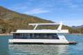 H2O Houseboat Holiday Home on Lake Eildon:H2O on Lake Eildon