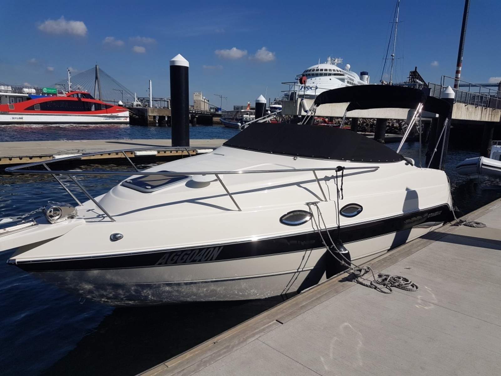 Stingray 240CS