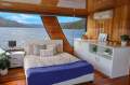 WOW Houseboat Holiday Home on Lake Eildon:WOW on Lake Eildon