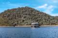 WOW Houseboat Holiday Home on Lake Eildon:WOW on Lake Eildon