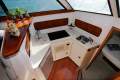 Riviera 33 Flybridge - Island master berth, modern interior