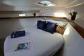 Riviera 33 Flybridge - Island master berth, modern interior