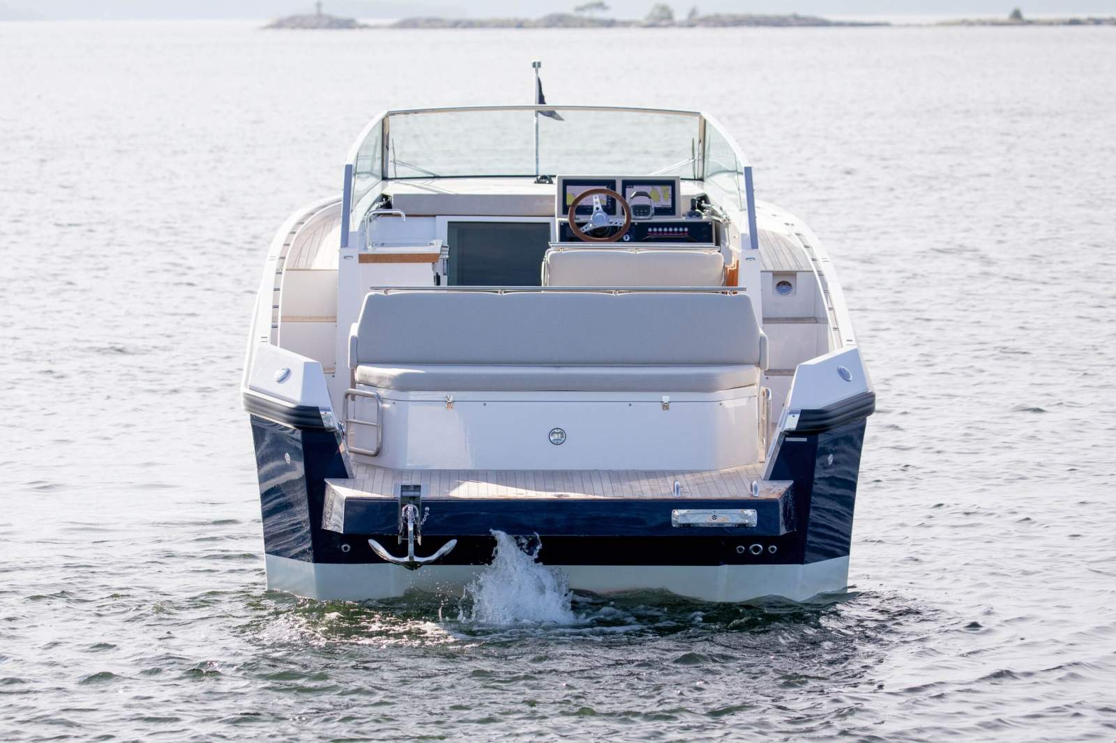 Delta Powerboats 33 Open