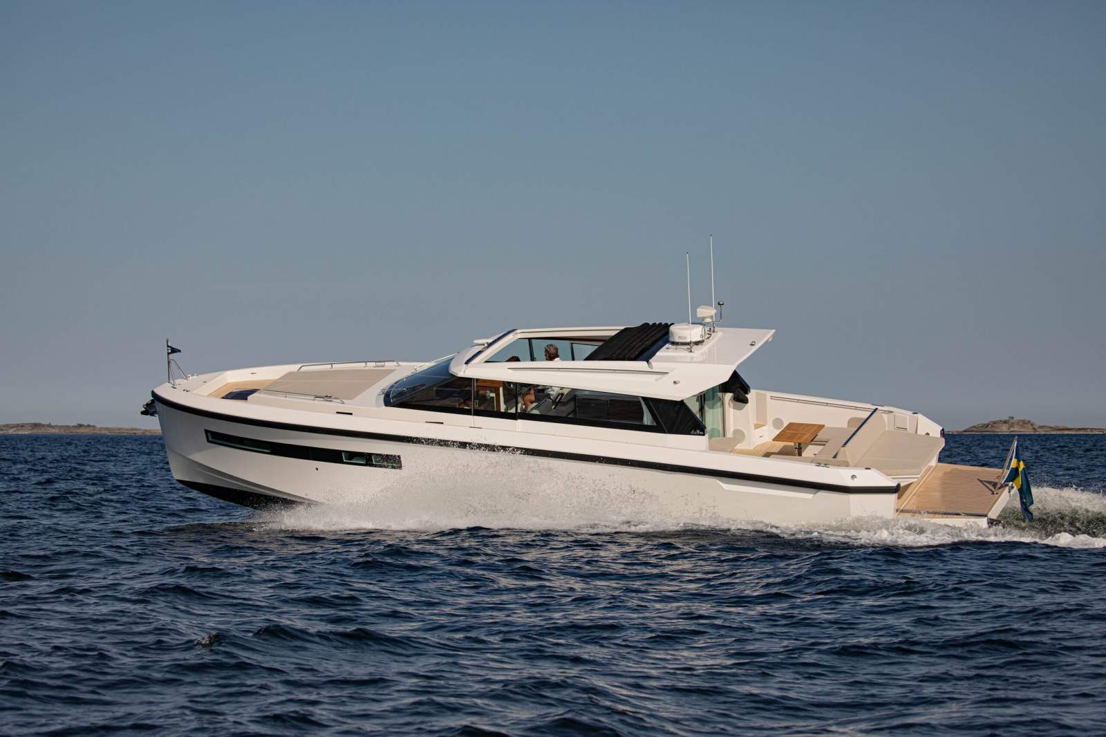 Delta Powerboats 48 Coupe