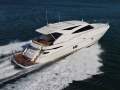 Riviera 5800 Sport Yacht