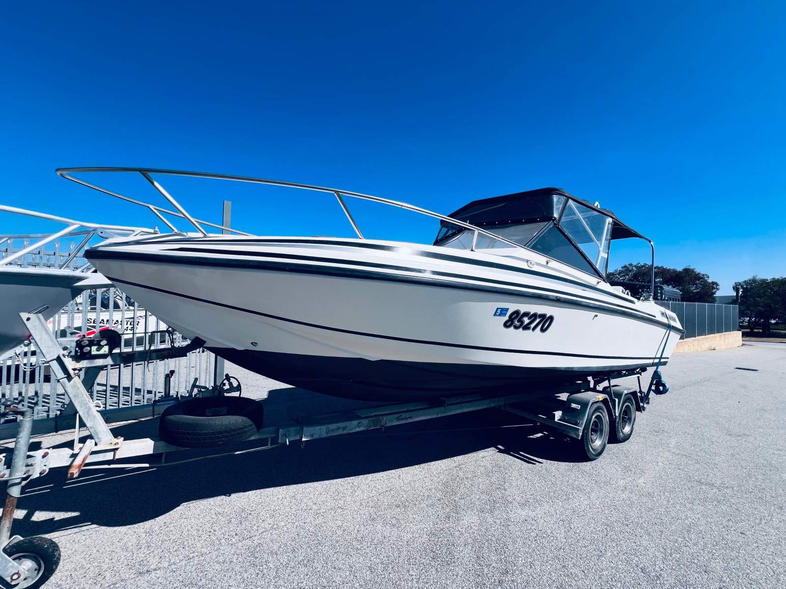 Leeder 650 Sports