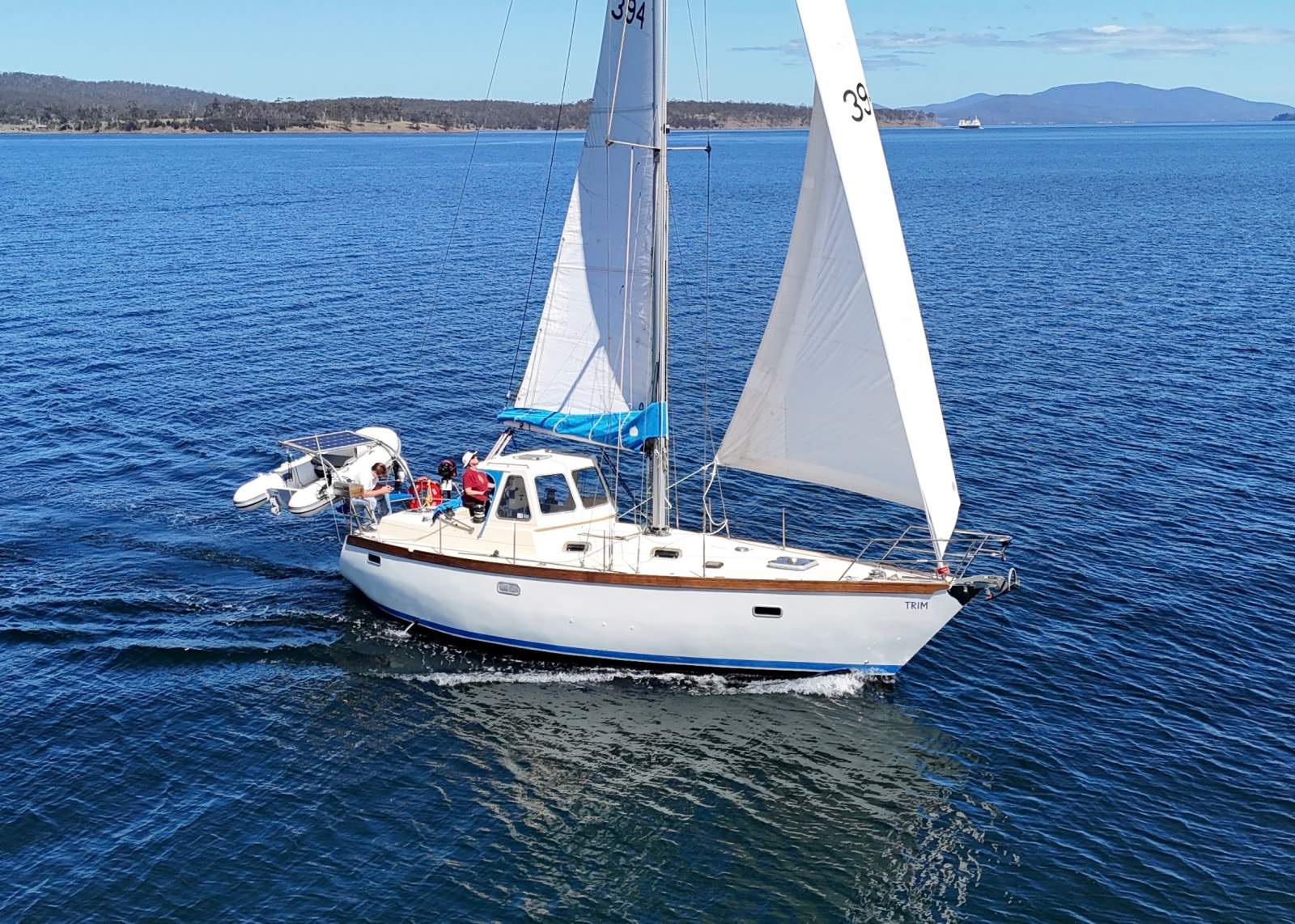 Roberts 36 EXCEPTIONAL CENTRE COCKPIT CRUISING YACHT