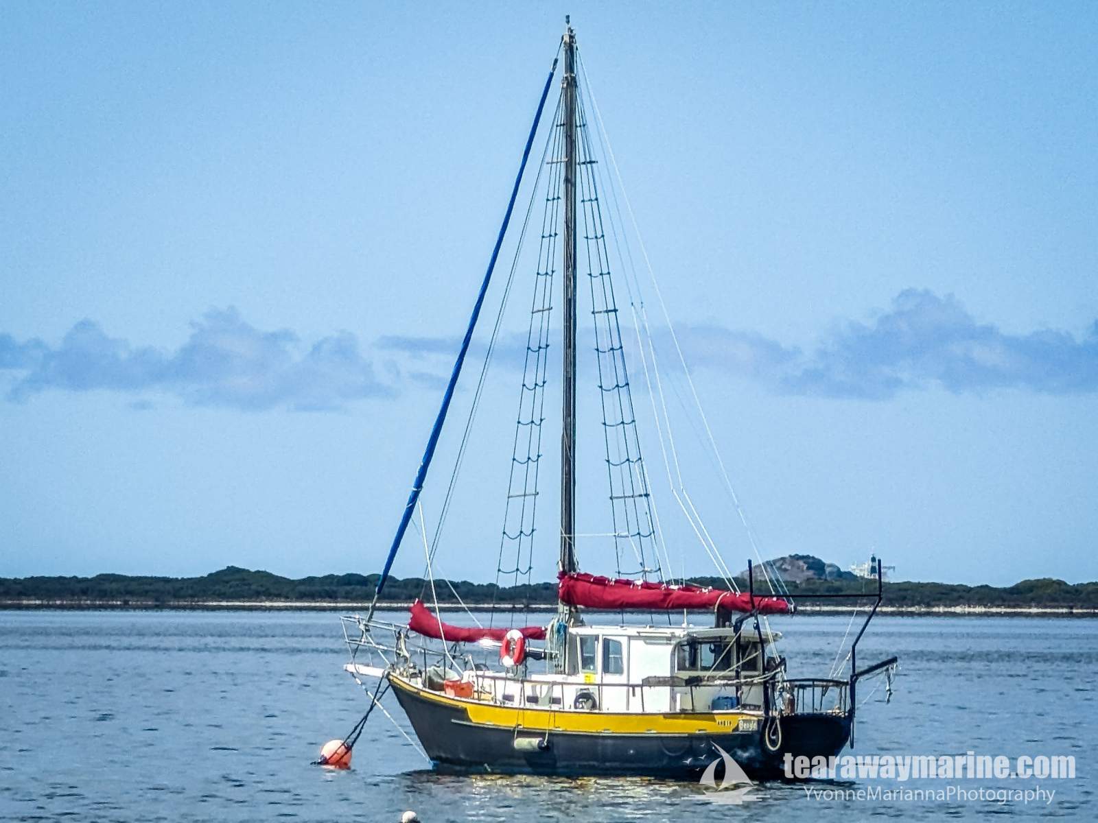 Motor Sailer/ Treasure Hunter