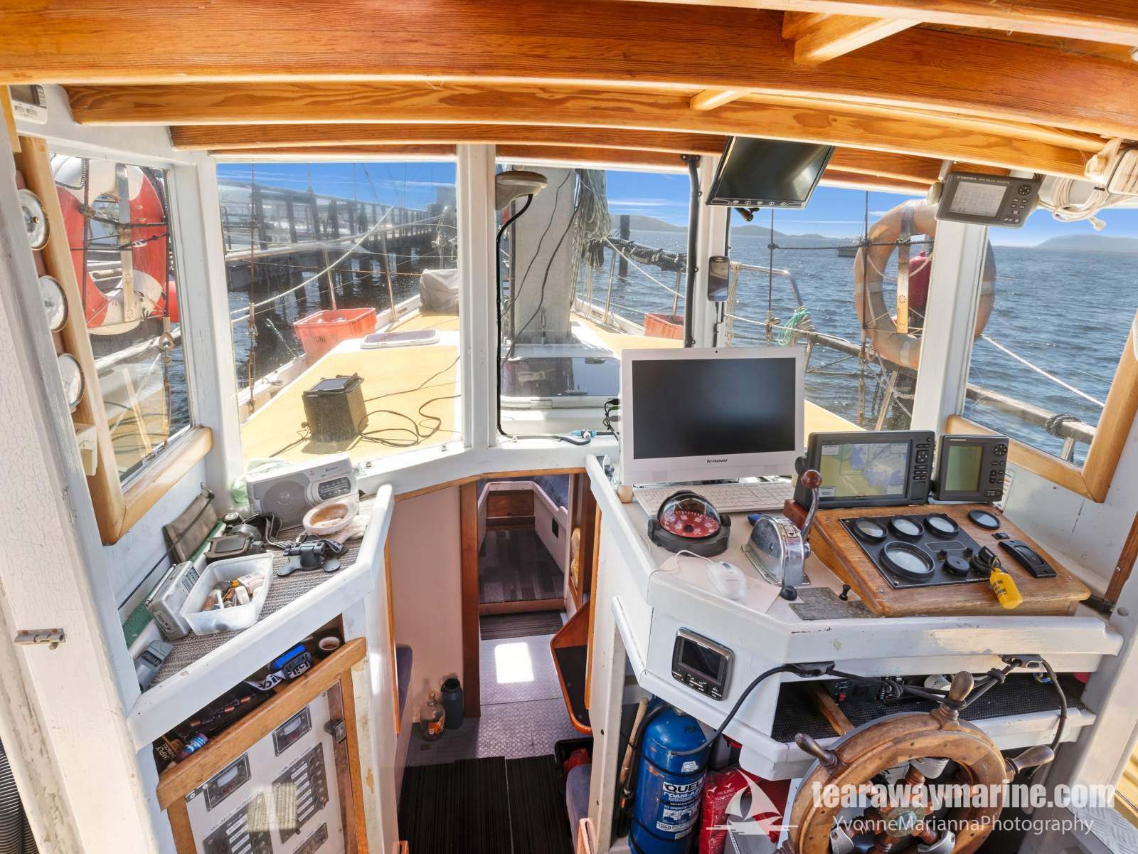 Motor Sailer/ Treasure Hunter