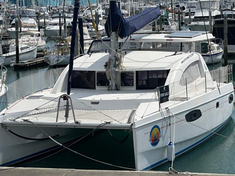 Leopard Catamarans 38