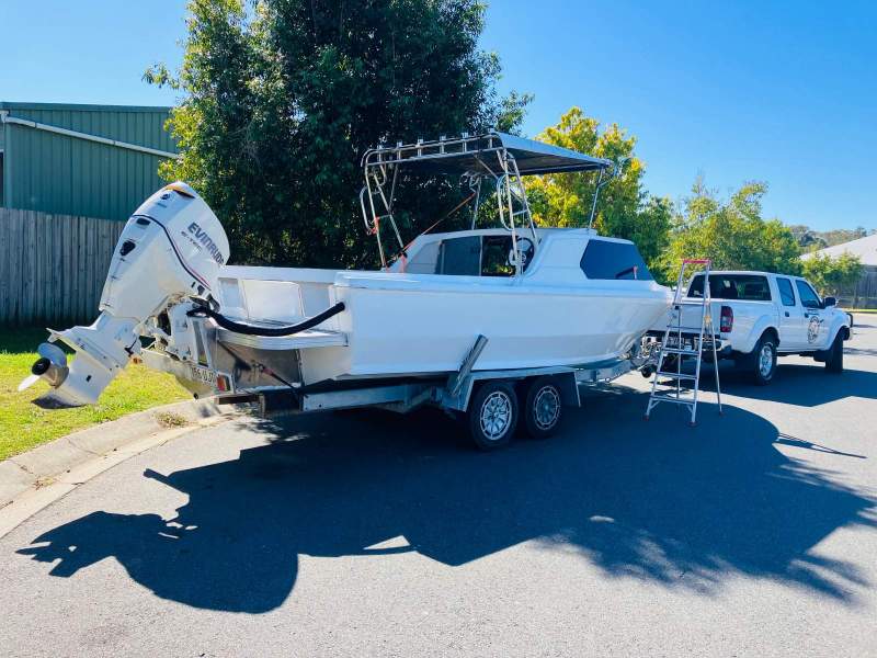 Caribbean Commodore 6m half cab