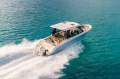 New Boston Whaler 330 Vantage Dual Console Bowrider